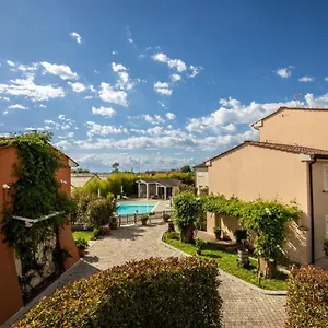 https://il-tremarino.it-tuscanyhotel.com